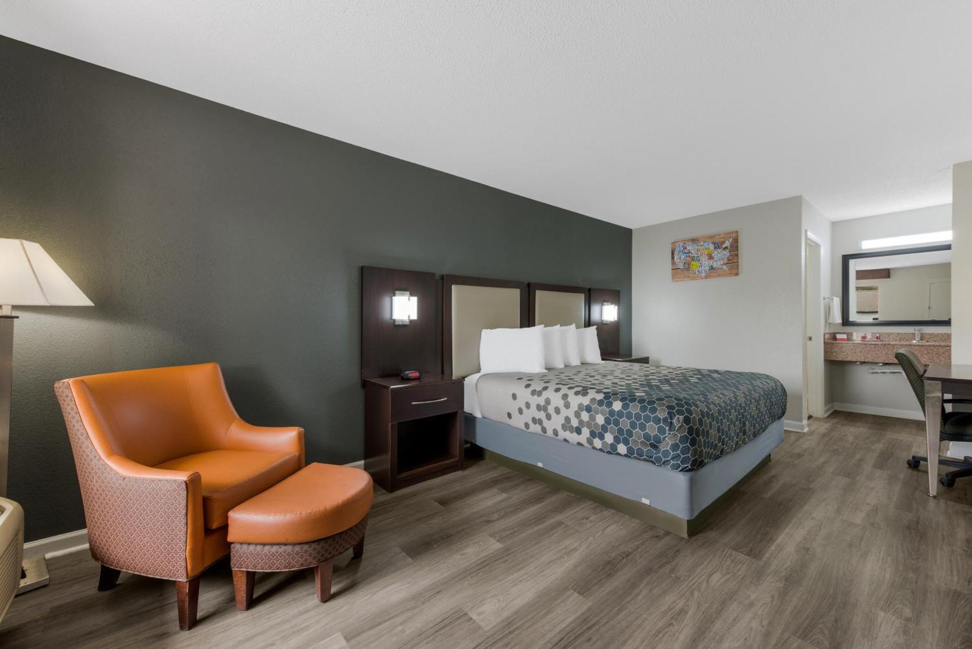 Econo Lodge Cheraw Market Street Экстерьер фото