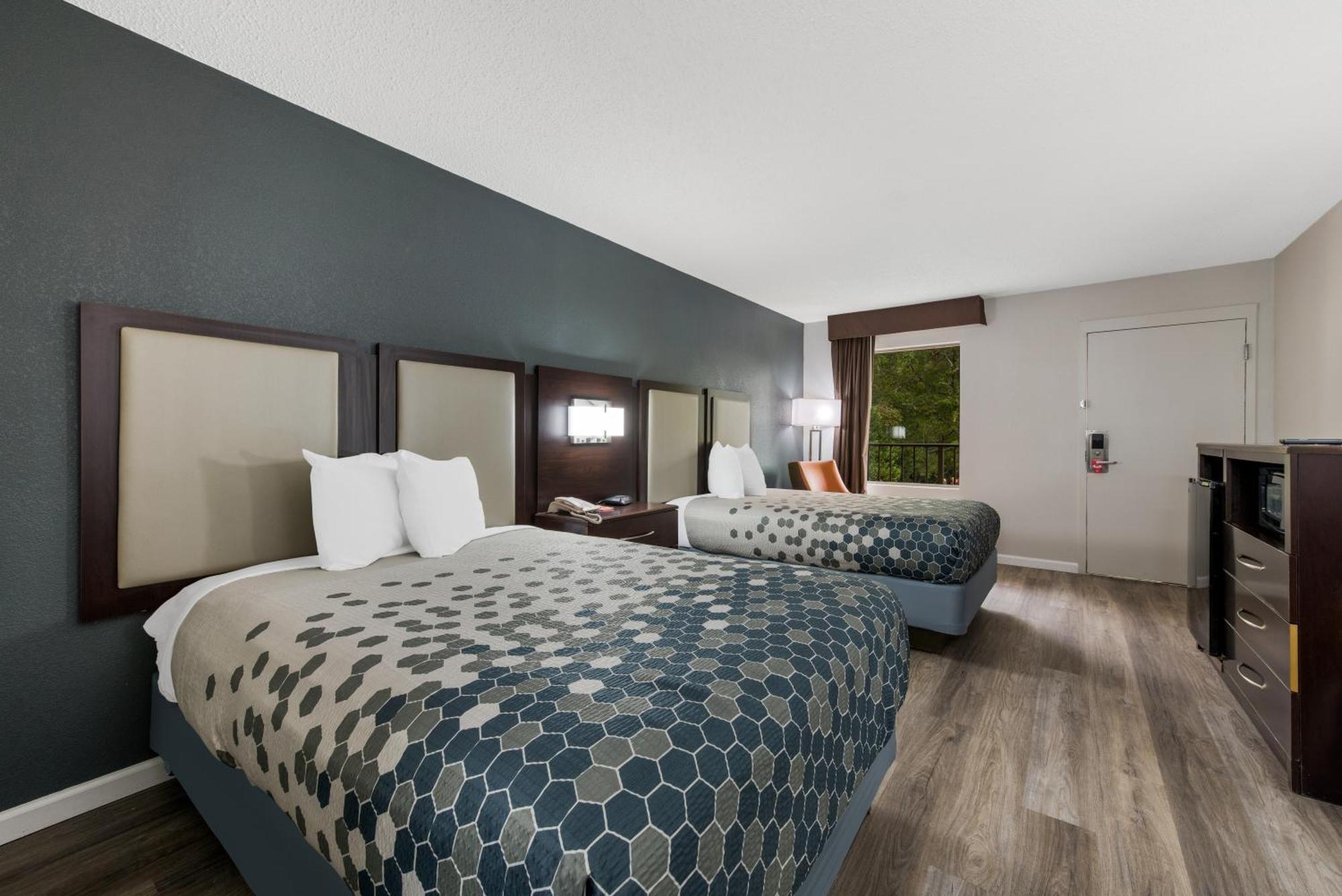Econo Lodge Cheraw Market Street Экстерьер фото