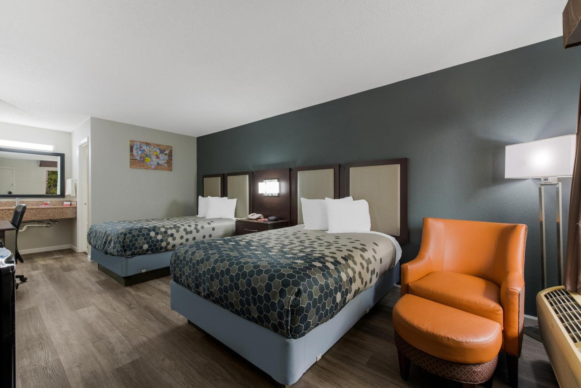 Econo Lodge Cheraw Market Street Экстерьер фото