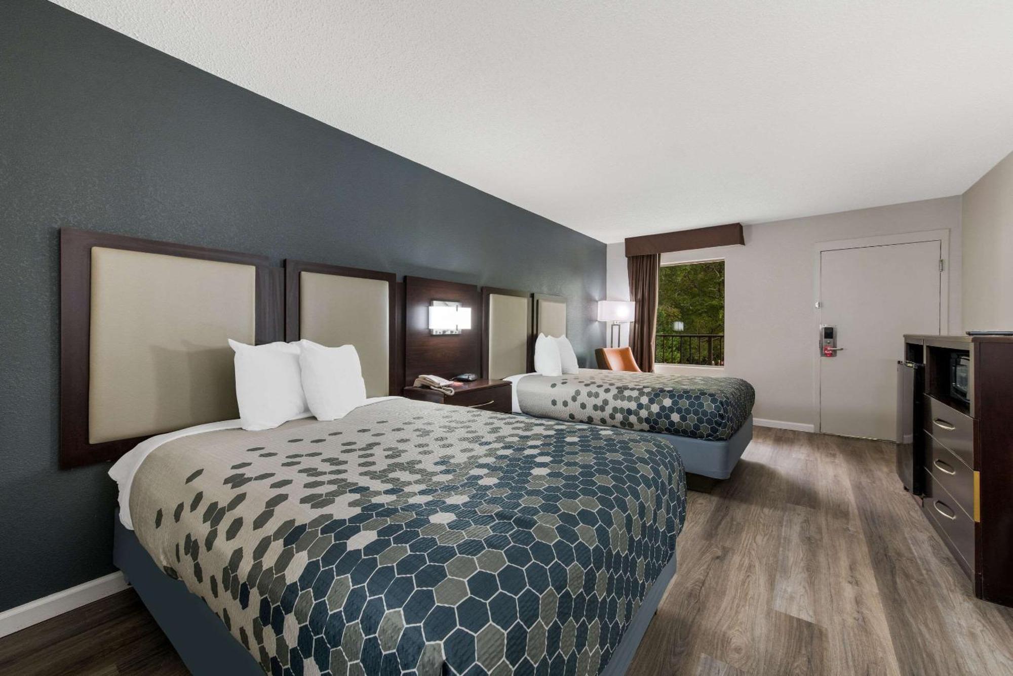 Econo Lodge Cheraw Market Street Экстерьер фото