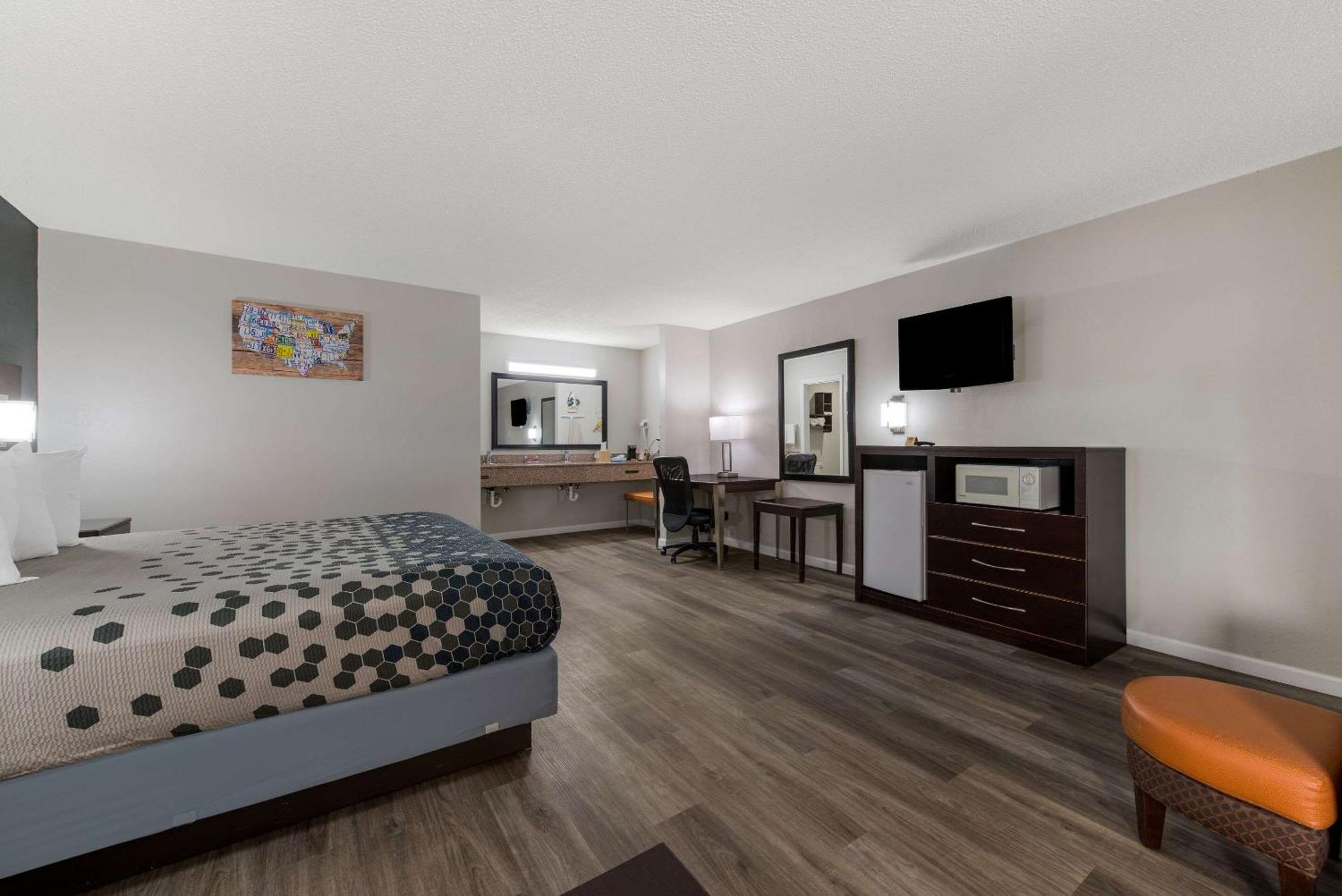 Econo Lodge Cheraw Market Street Экстерьер фото