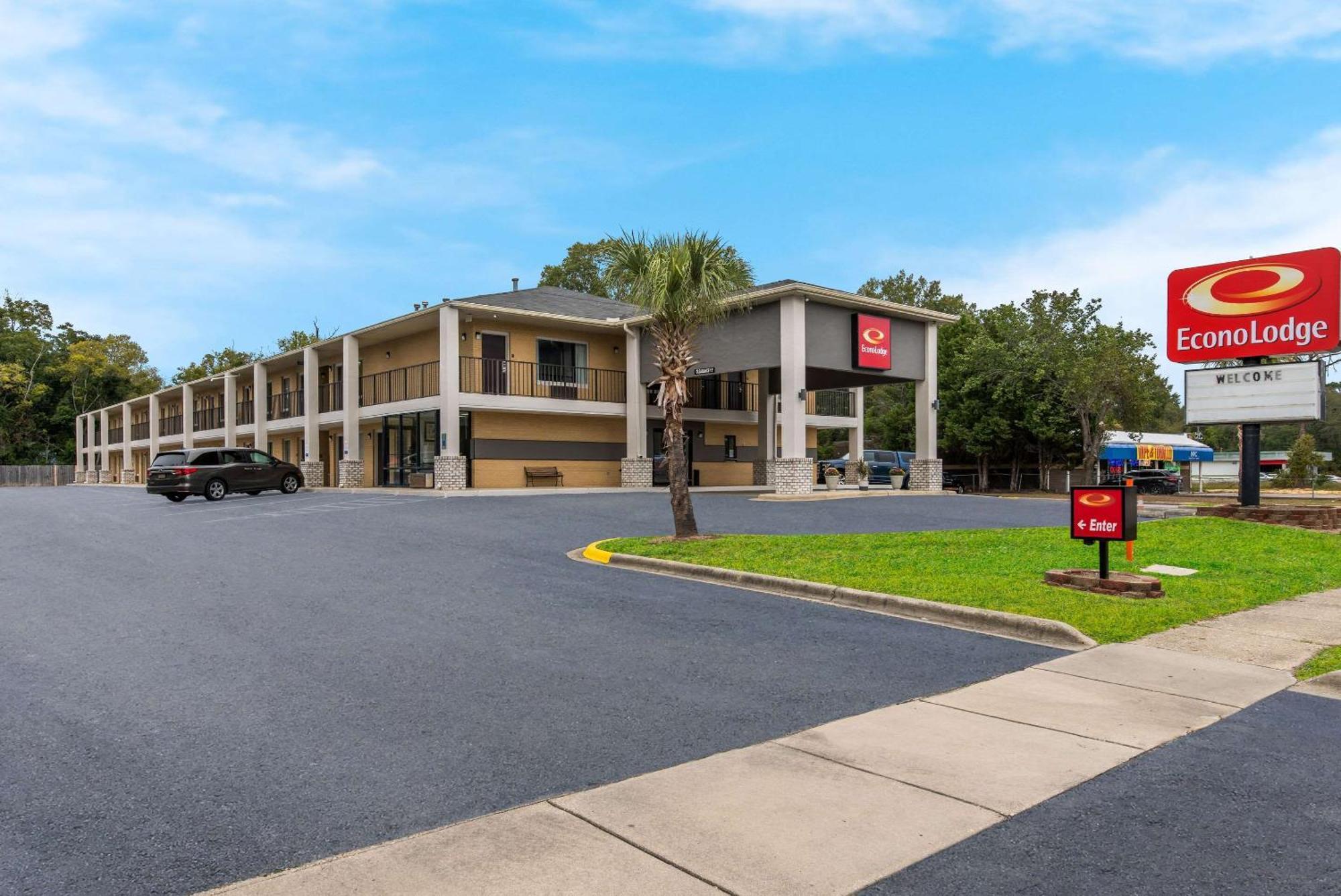 Econo Lodge Cheraw Market Street Экстерьер фото