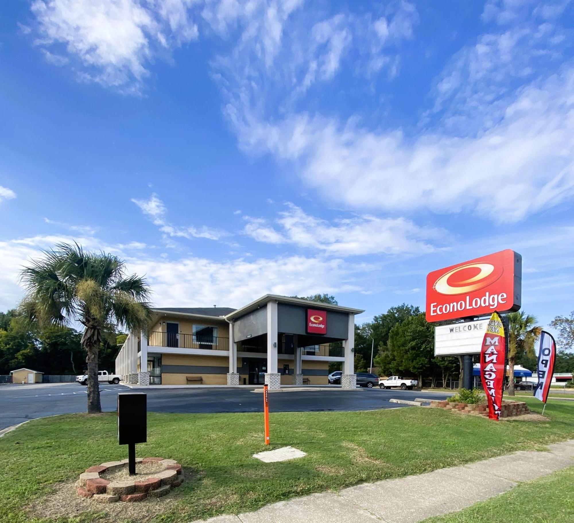 Econo Lodge Cheraw Market Street Экстерьер фото