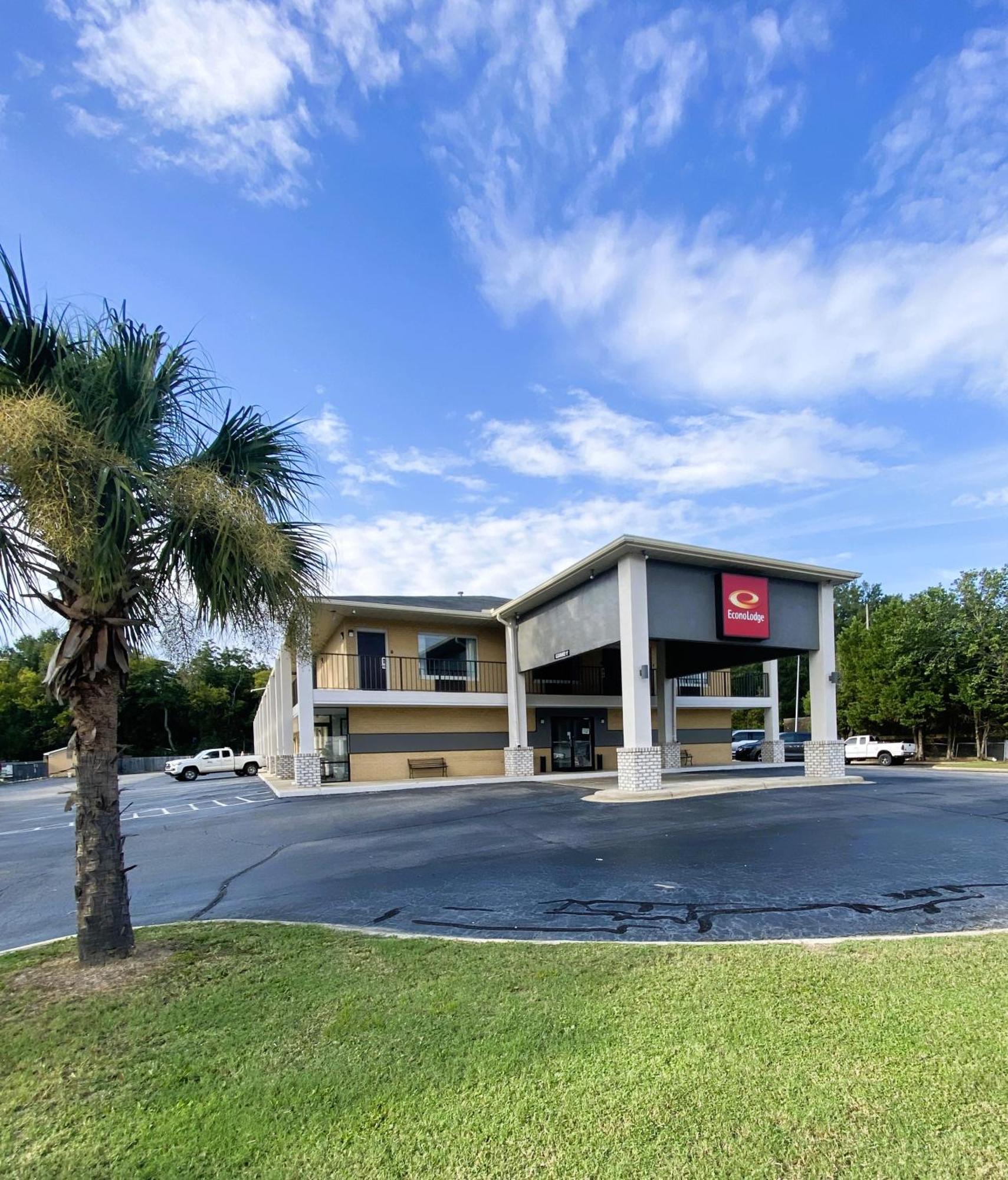 Econo Lodge Cheraw Market Street Экстерьер фото